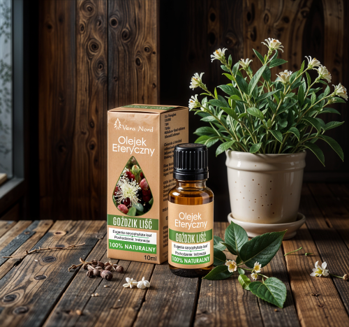 Vera Nord olejek eteryczny Goździk z liści 10 ml. 100% naturalny i organiczny. Wzmacnia układ odpornościowy. Działa uspokajająco, przeciwskurczowo i wspomaga apetyt. Odświeża, poprawia kondycję skóry i relaksuje.